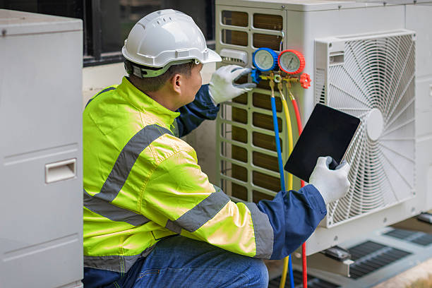 Professional Hvac Installation technician working in Larimore, ND